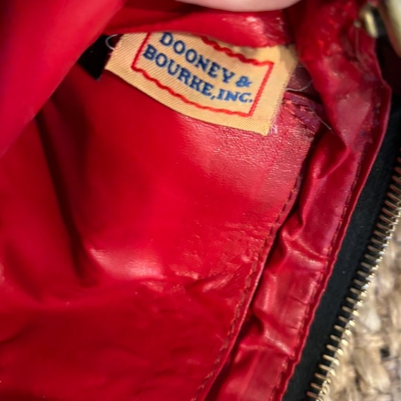 Dooney & Bourke Black Calf Leather Convertible Pleated Wristlet  Two Way Strap - Picture 12 of 15